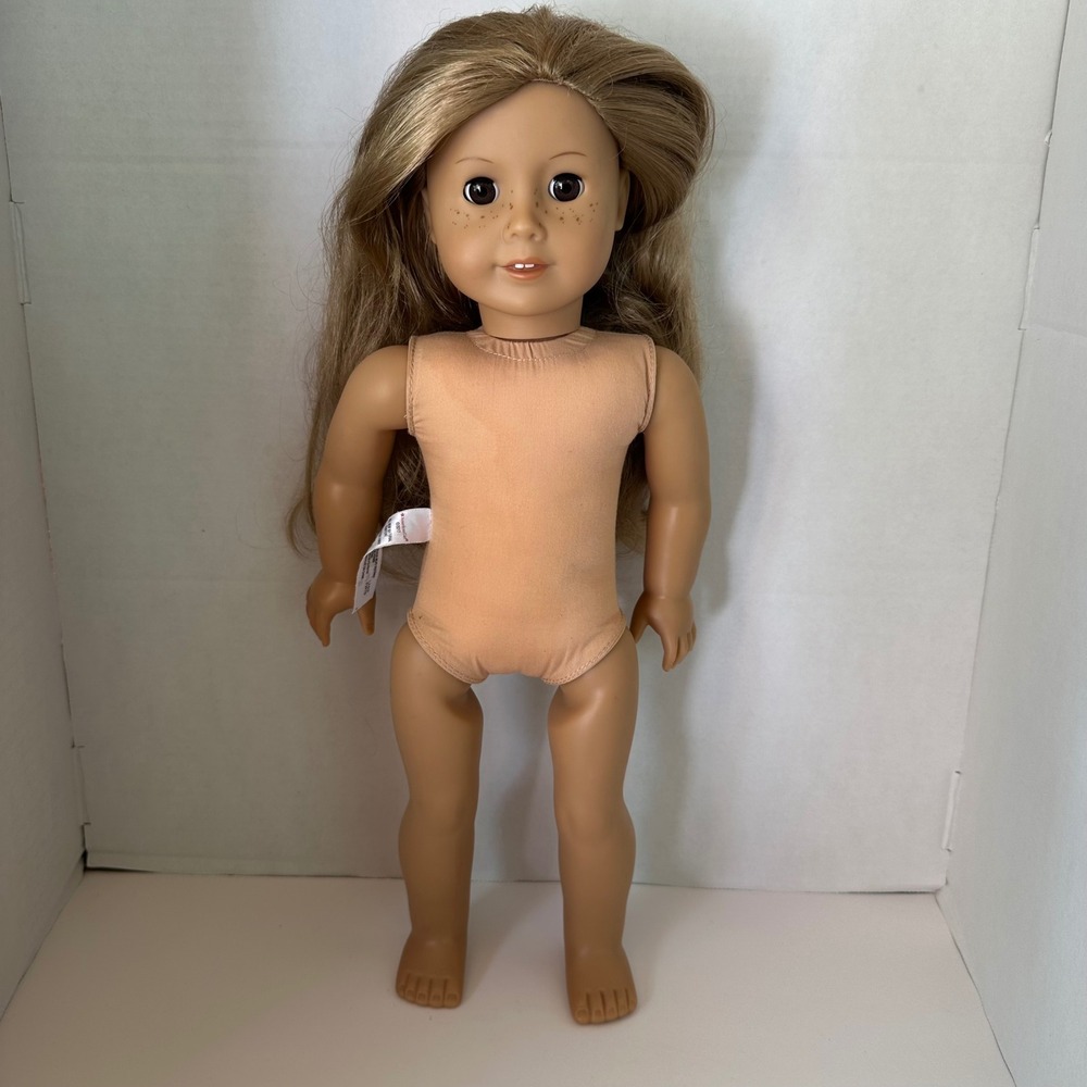 American Girl Lea Clark GOTY 2016 18" Doll Hazel Eyes Caramel Hair Nude TLC
